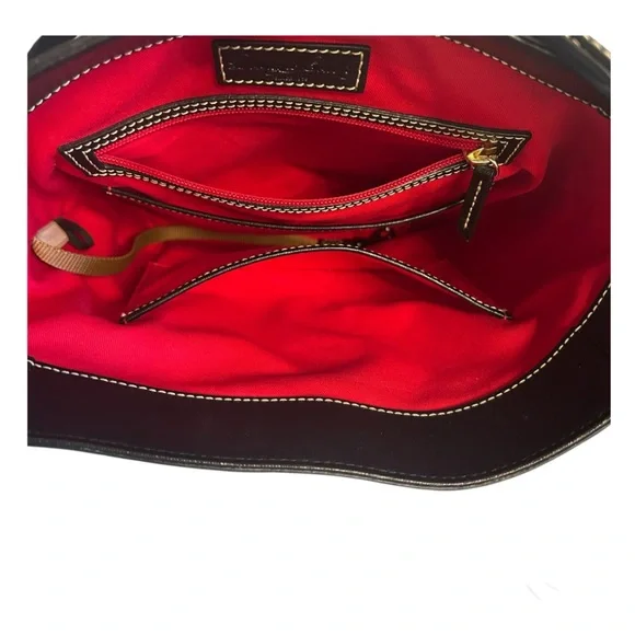 Black Leather Dooney and Bourke shoulder bag - Picture 6 of 7